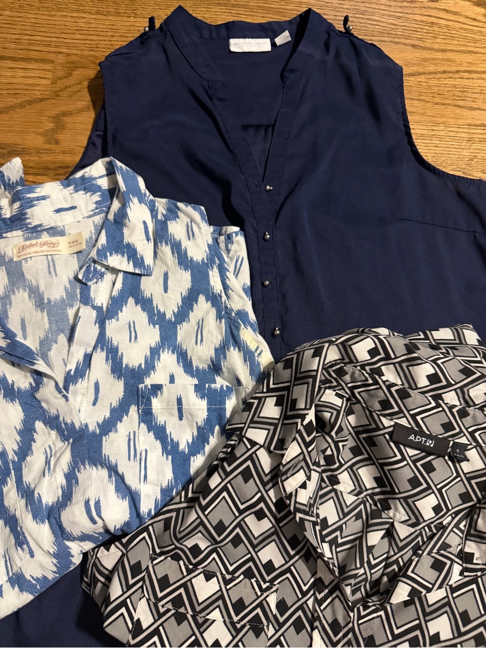 3 Flowy Collar Tanks